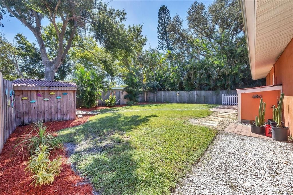 En Venta: $339,000 (2 camas, 1 baños, 825 Pies cuadrados)