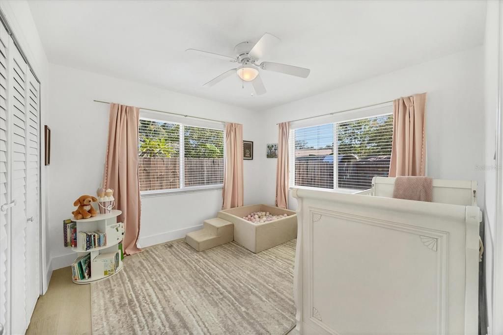 En Venta: $339,000 (2 camas, 1 baños, 825 Pies cuadrados)