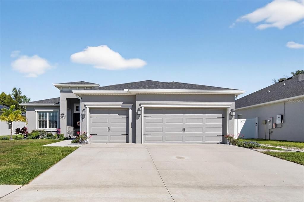 For Sale: $435,000 (4 beds, 3 baths, 2314 Square Feet)