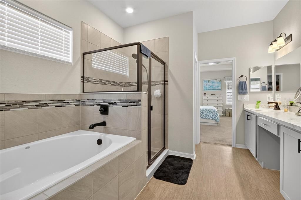 For Sale: $435,000 (4 beds, 3 baths, 2314 Square Feet)