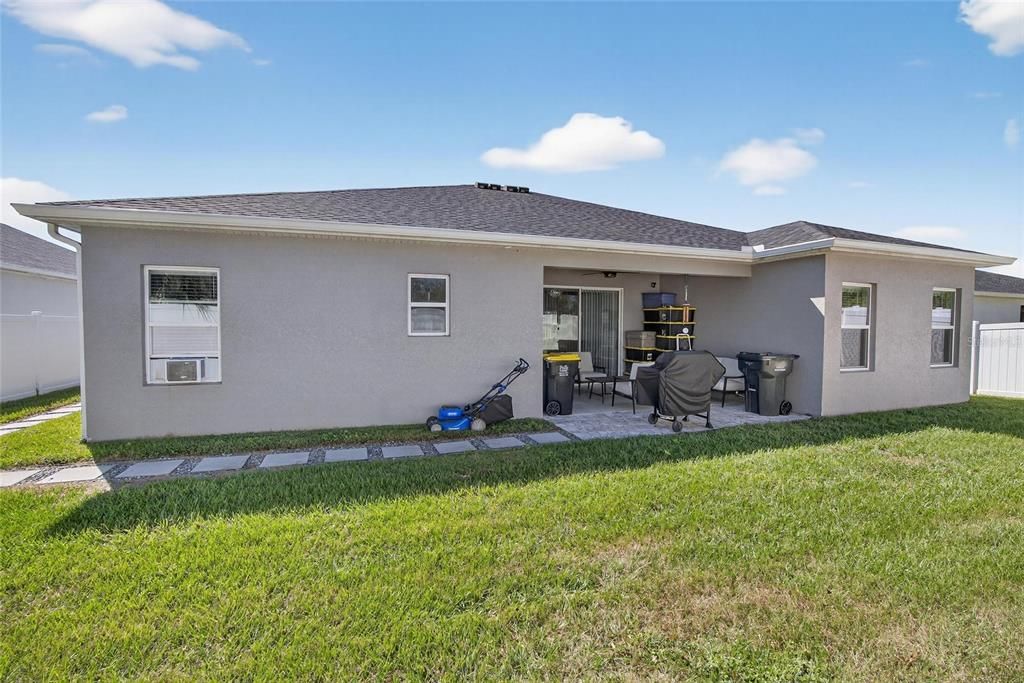 For Sale: $435,000 (4 beds, 3 baths, 2314 Square Feet)