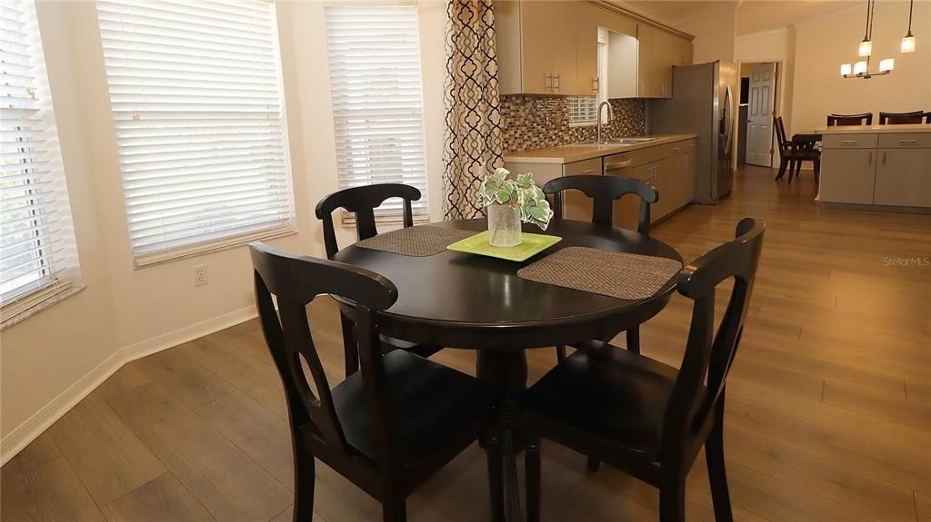 Active With Contract: $249,900 (2 beds, 2 baths, 1604 Square Feet)