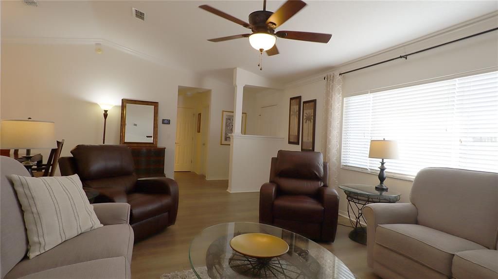 Active With Contract: $249,900 (2 beds, 2 baths, 1604 Square Feet)