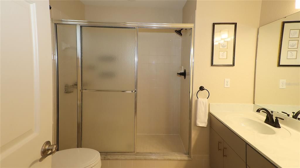 Active With Contract: $249,900 (2 beds, 2 baths, 1604 Square Feet)