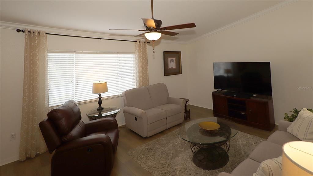 Active With Contract: $249,900 (2 beds, 2 baths, 1604 Square Feet)