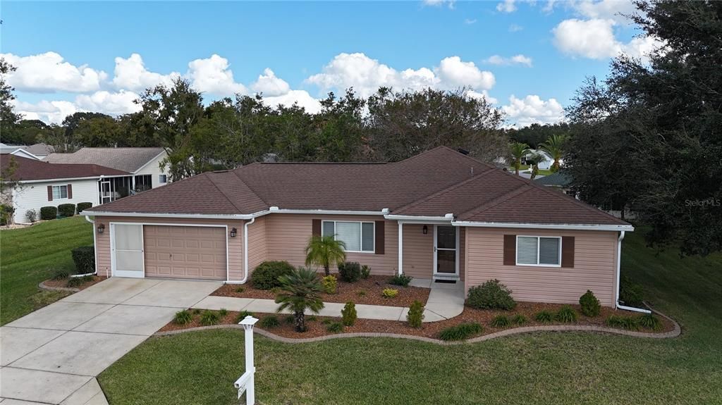 Active With Contract: $249,900 (2 beds, 2 baths, 1604 Square Feet)