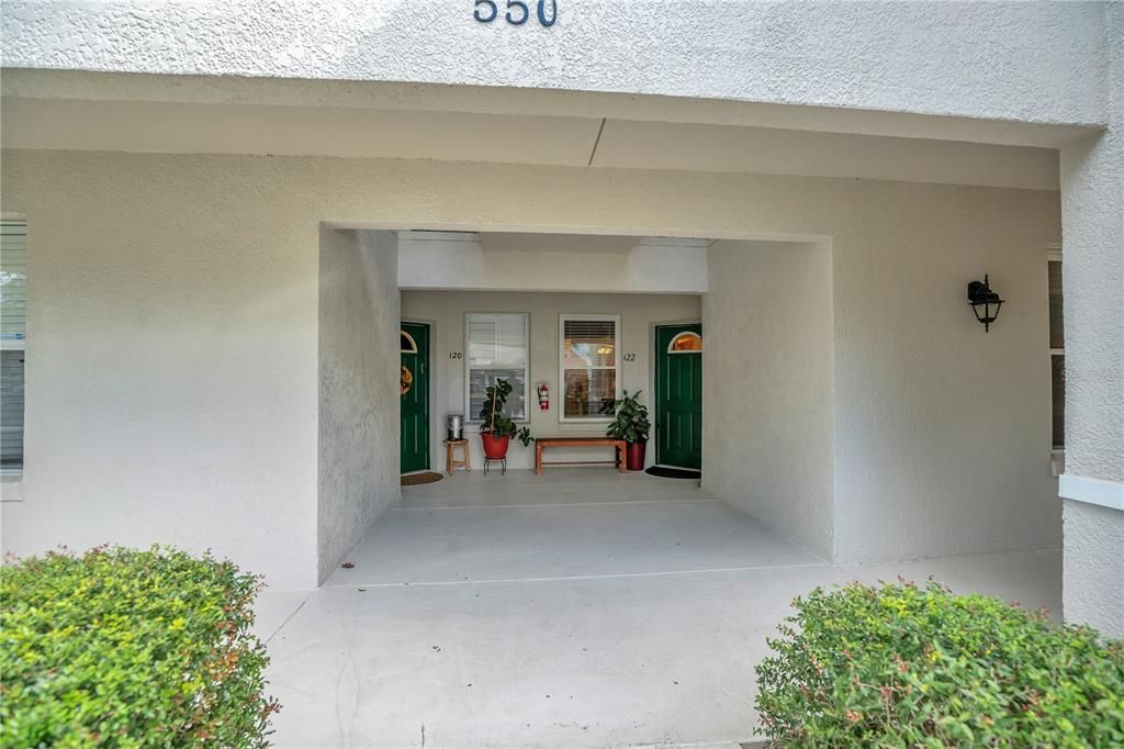 Active With Contract: $240,000 (3 beds, 2 baths, 1267 Square Feet)