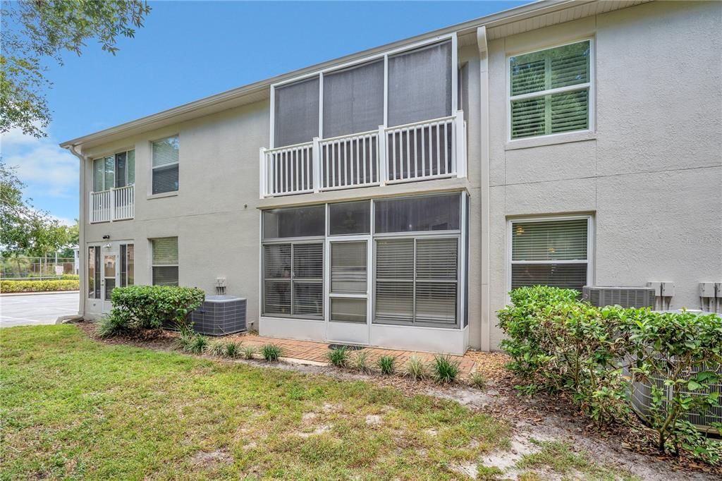 Active With Contract: $240,000 (3 beds, 2 baths, 1267 Square Feet)