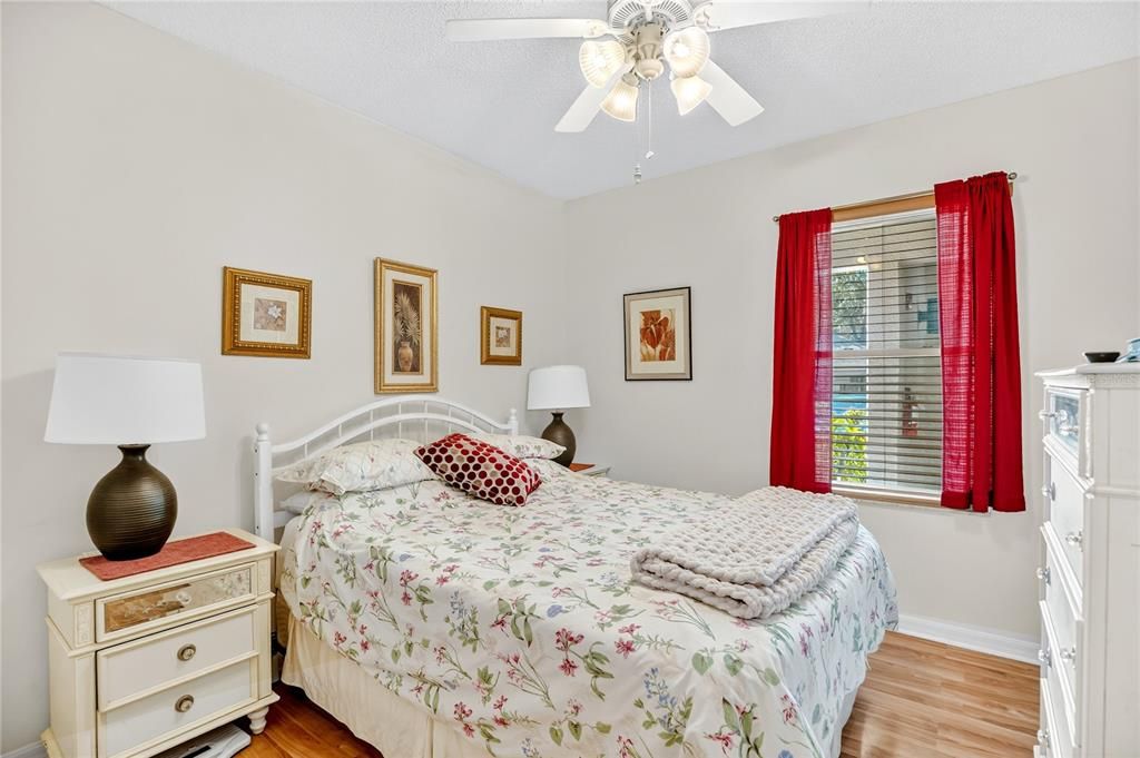 Active With Contract: $240,000 (3 beds, 2 baths, 1267 Square Feet)