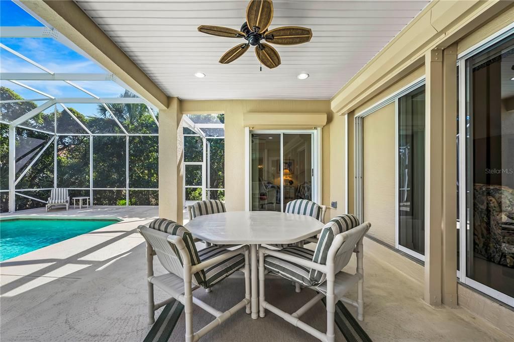 待售: $1,100,000 (4 贝兹, 2 浴室, 2983 平方英尺)