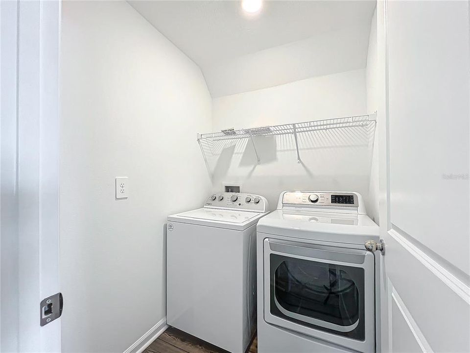 出租: $1,850 (3 贝兹, 2 浴室, 1707 平方英尺)