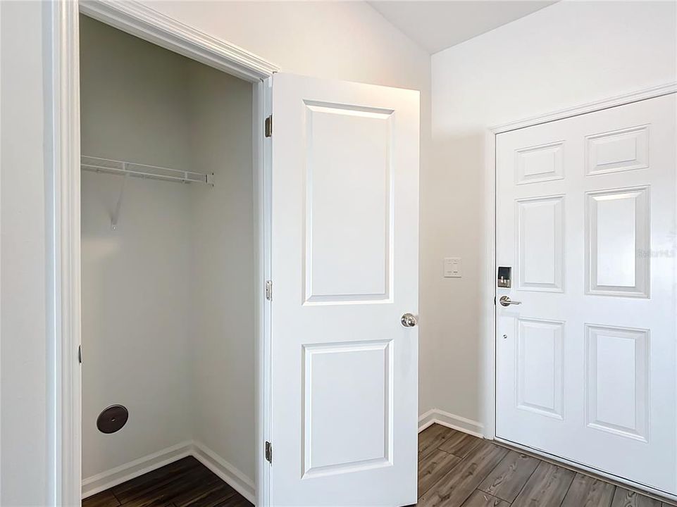 出租: $1,850 (3 贝兹, 2 浴室, 1707 平方英尺)