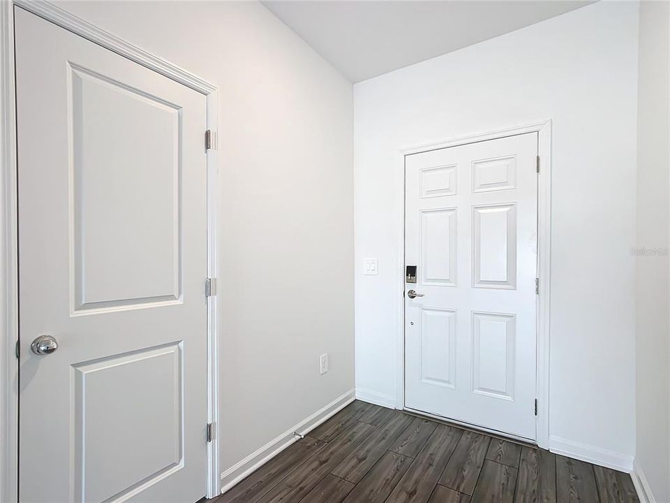 出租: $1,850 (3 贝兹, 2 浴室, 1707 平方英尺)