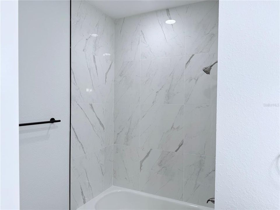 For Rent: $2,000 (3 beds, 2 baths, 1623 Square Feet)