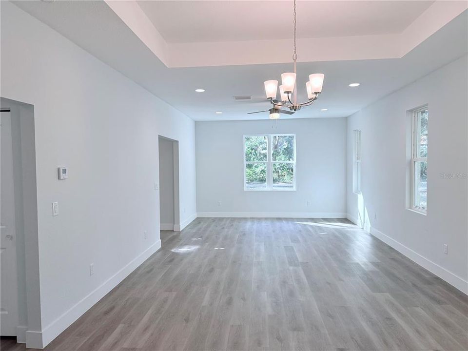 For Rent: $2,000 (3 beds, 2 baths, 1623 Square Feet)