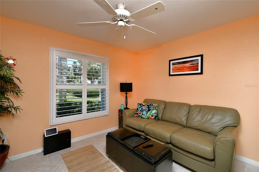 For Sale: $328,500 (2 beds, 2 baths, 1520 Square Feet)