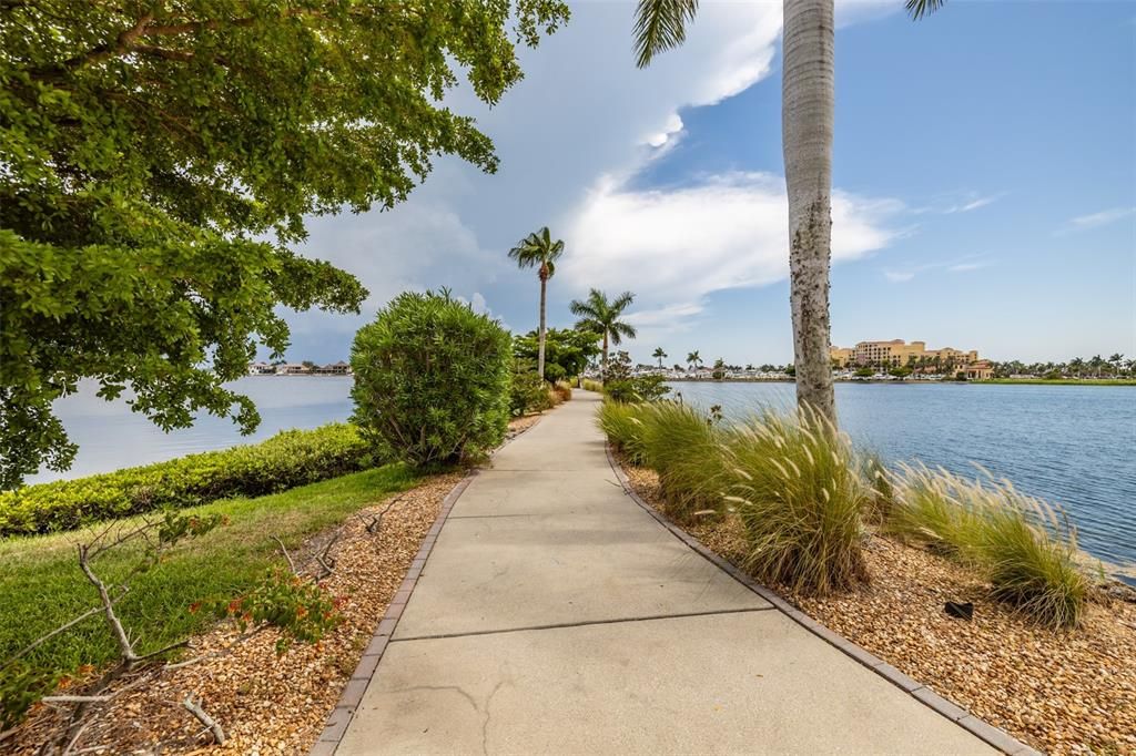 Active With Contract: $525,000 (2 beds, 2 baths, 1847 Square Feet)