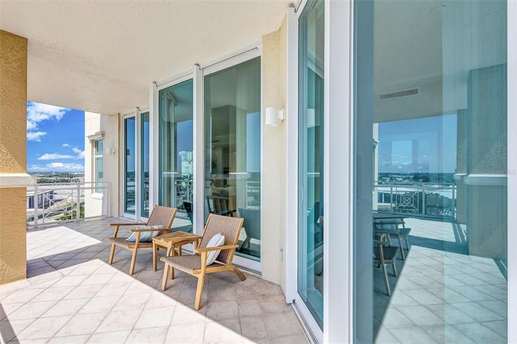 Active With Contract: $525,000 (2 beds, 2 baths, 1847 Square Feet)