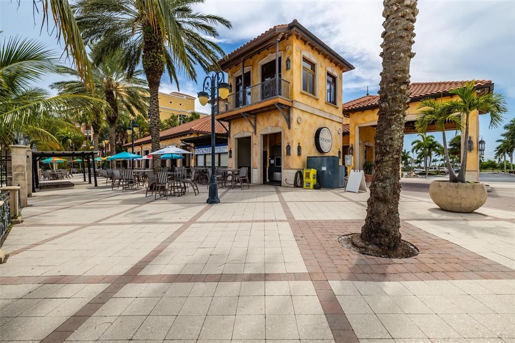 Active With Contract: $525,000 (2 beds, 2 baths, 1847 Square Feet)