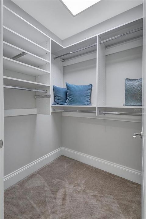 Active With Contract: $525,000 (2 beds, 2 baths, 1847 Square Feet)