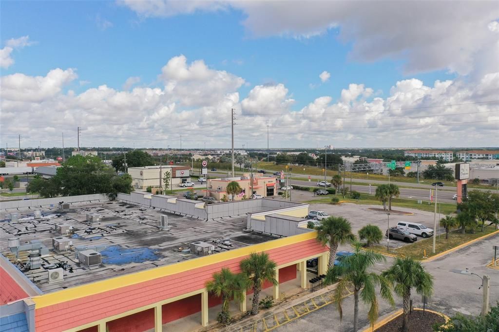 For Sale: $78,000 (1 beds, 1 baths, 300 Square Feet)