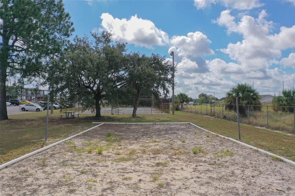 For Sale: $78,000 (1 beds, 1 baths, 300 Square Feet)