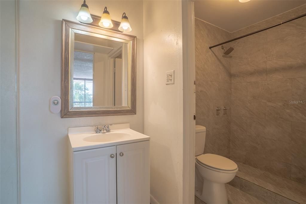 For Sale: $78,000 (1 beds, 1 baths, 300 Square Feet)