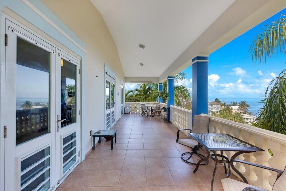 На продажу: $975,000 (4 спален, 3 ванн, 2298 Квадратных фут)