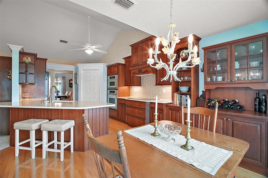 待售: $799,000 (4 贝兹, 3 浴室, 4029 平方英尺)