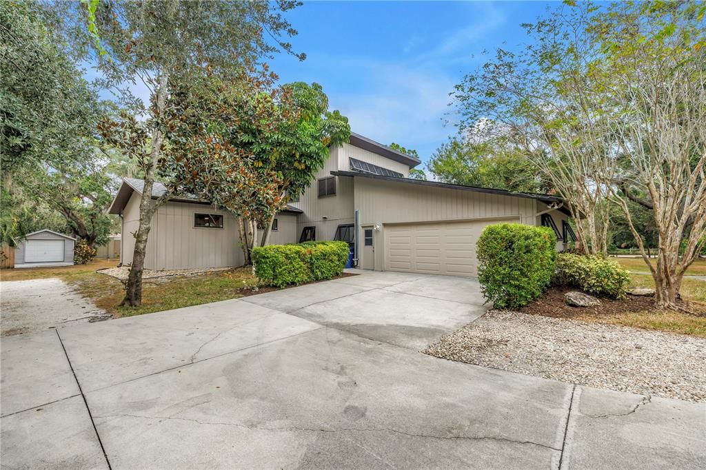 For Sale: $1,298,000 (4 beds, 3 baths, 3488 Square Feet)