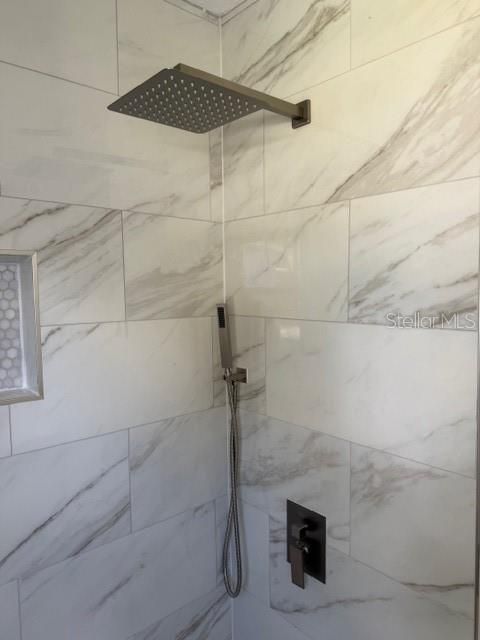 出租: $2,095 (2 贝兹, 1 浴室, 784 平方英尺)