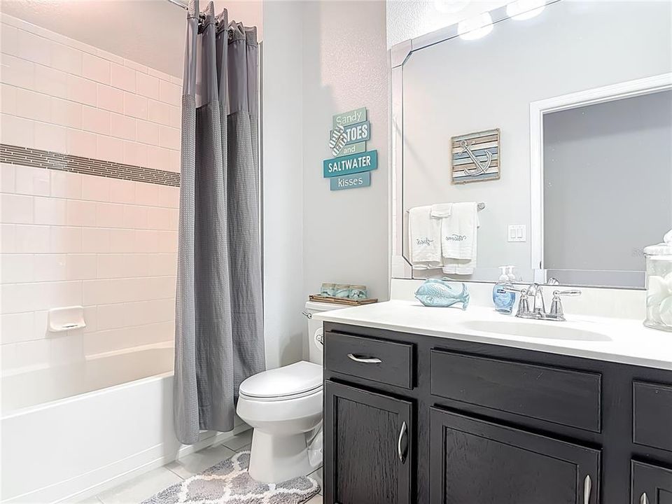 For Sale: $469,000 (3 beds, 2 baths, 2112 Square Feet)