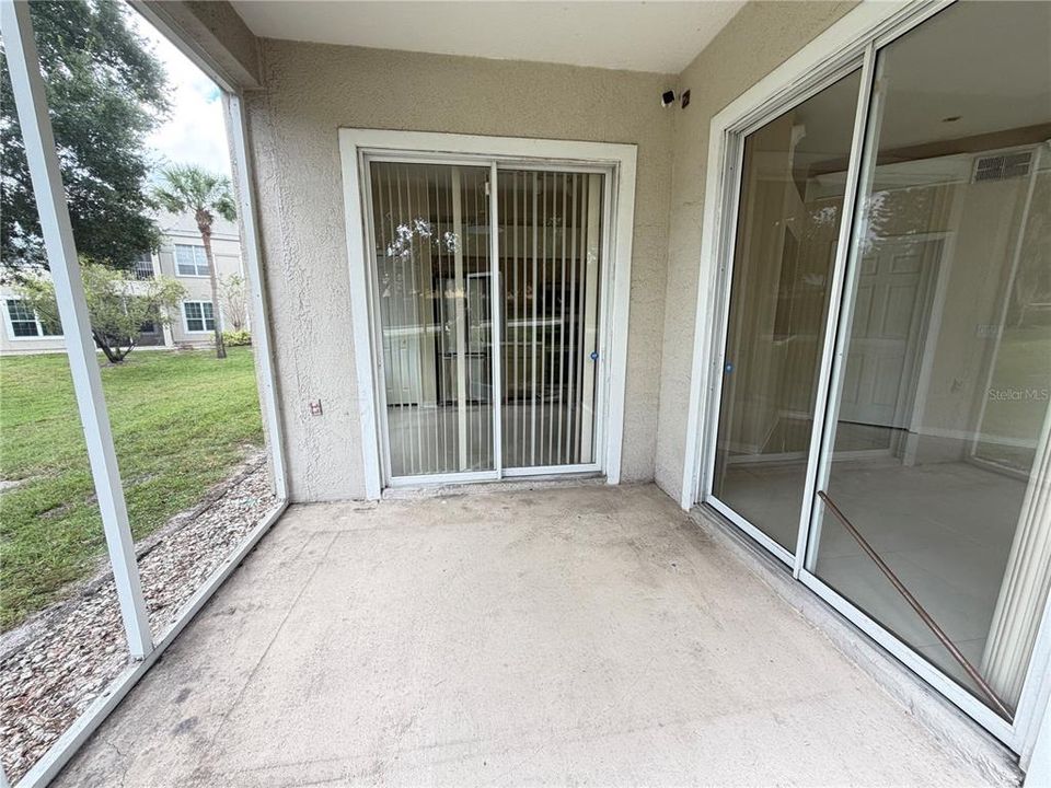 Activo con contrato: $289,000 (2 camas, 2 baños, 1182 Pies cuadrados)