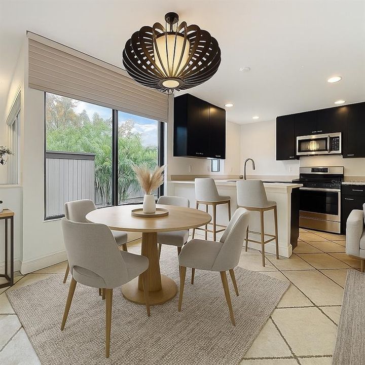 For Sale: $529,900 (2 beds, 2 baths, 1637 Square Feet)