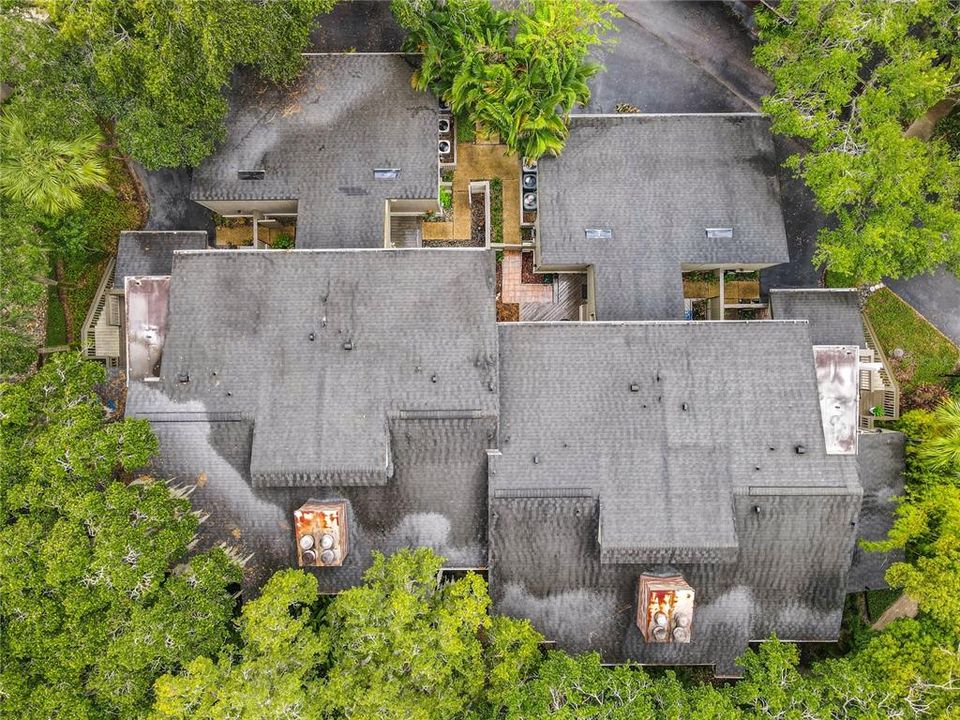 For Sale: $529,900 (2 beds, 2 baths, 1637 Square Feet)