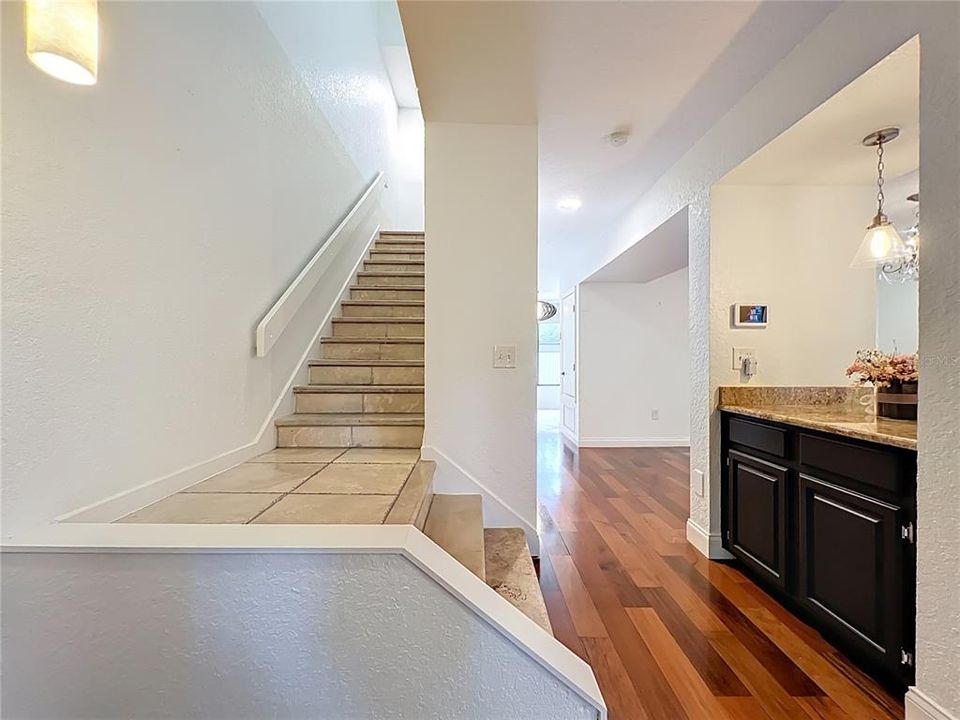 For Sale: $529,900 (2 beds, 2 baths, 1637 Square Feet)