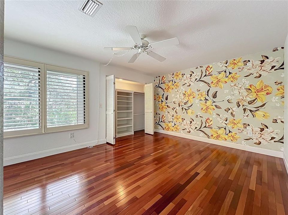 For Sale: $529,900 (2 beds, 2 baths, 1637 Square Feet)