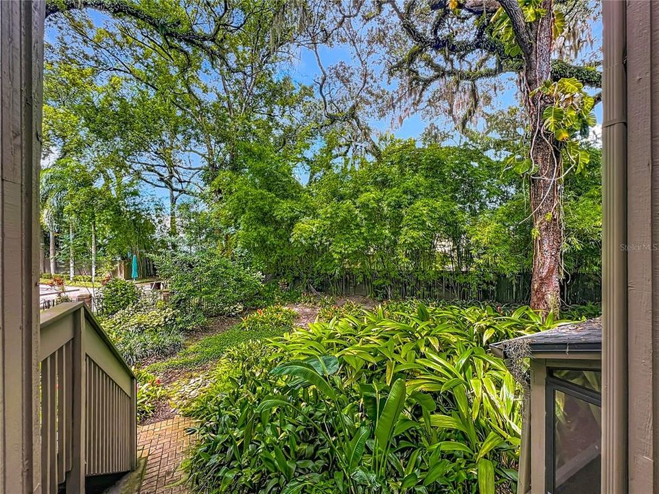 For Sale: $529,900 (2 beds, 2 baths, 1637 Square Feet)