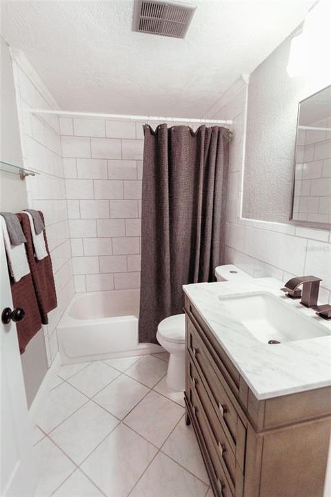 For Sale: $350,000 (3 beds, 2 baths, 1400 Square Feet)