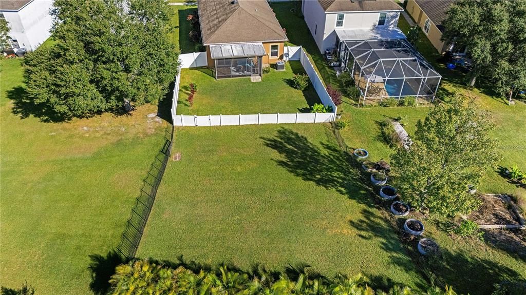 Под контрактом: $299,900 (3 спален, 2 ванн, 1360 Квадратных фут)