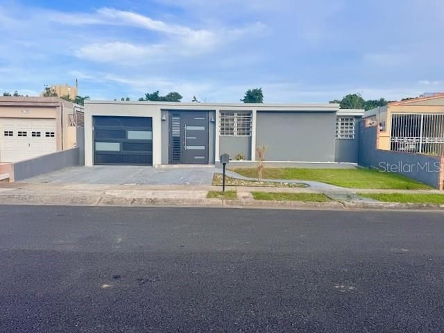 Recently Rented: $1,600 (3 beds, 2 baths, 1400 Square Feet)