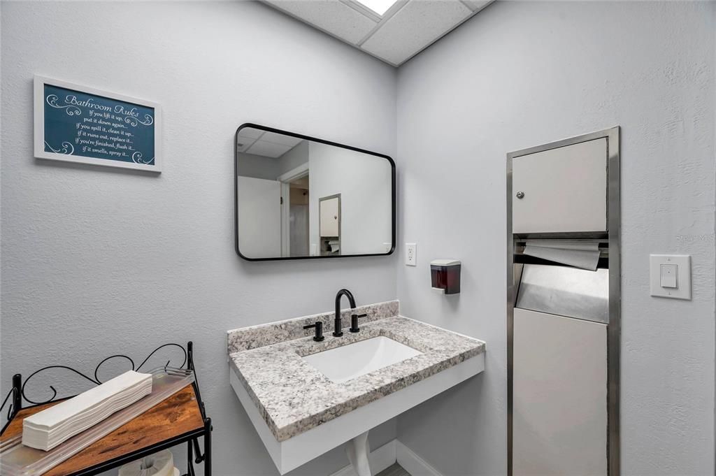 待售: $83,725 (0 贝兹, 0 浴室, 49692 平方英尺)