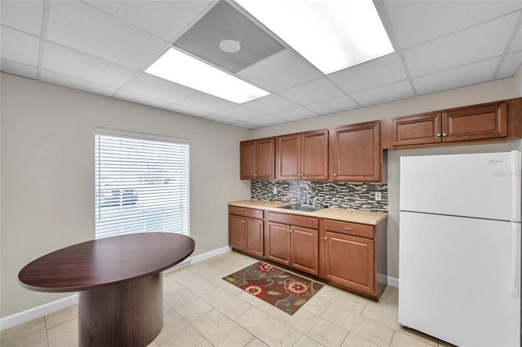 待售: $83,725 (0 贝兹, 0 浴室, 49692 平方英尺)