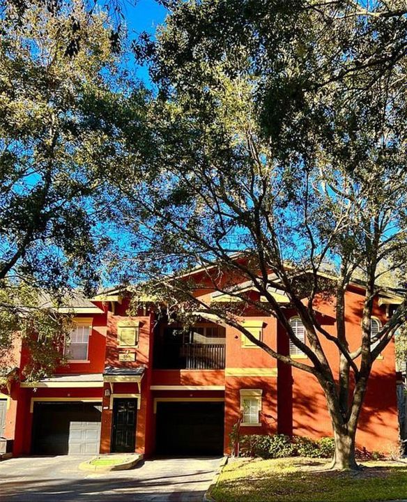 Recently Sold: $181,000 (1 beds, 1 baths, 846 Square Feet)