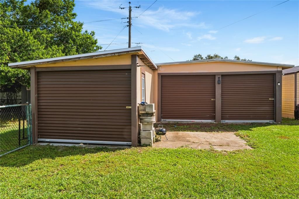 For Sale: $399,900 (3 beds, 2 baths, 1476 Square Feet)