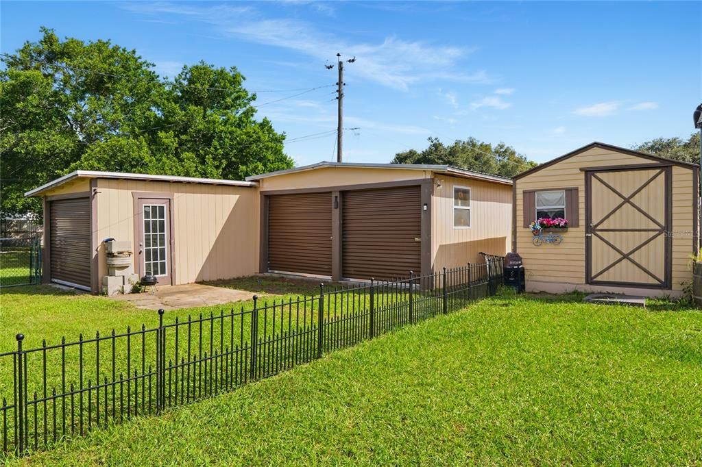 For Sale: $399,900 (3 beds, 2 baths, 1476 Square Feet)