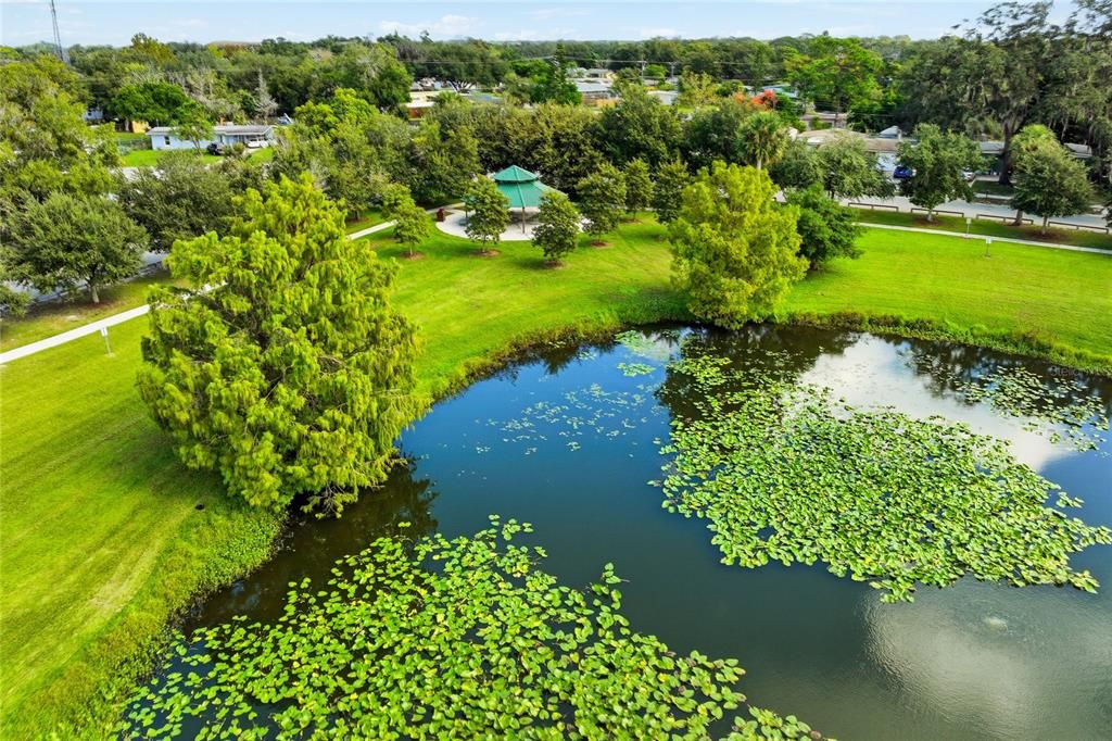 For Sale: $399,900 (3 beds, 2 baths, 1476 Square Feet)