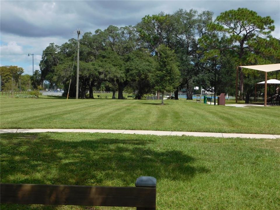 For Sale: $399,900 (3 beds, 2 baths, 1476 Square Feet)