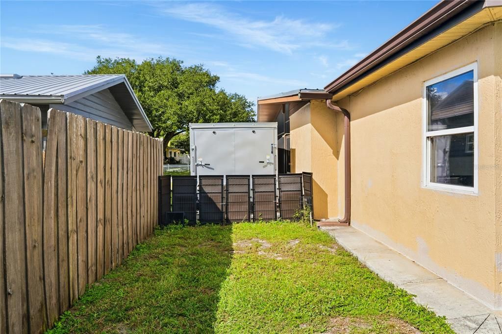 For Sale: $399,900 (3 beds, 2 baths, 1476 Square Feet)