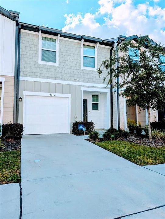 En Venta: $241,000 (3 camas, 2 baños, 1386 Pies cuadrados)